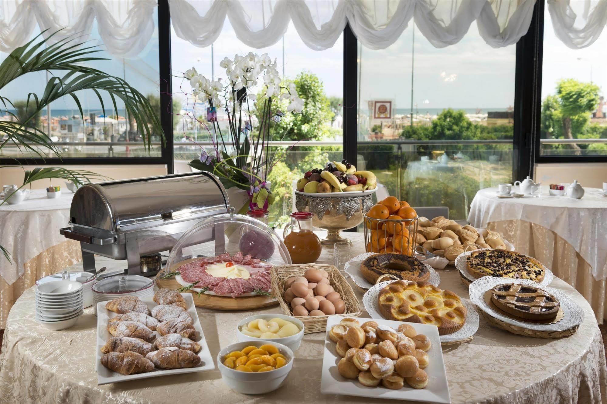 Waldorf Suite Hotel Rimini Eksteriør billede