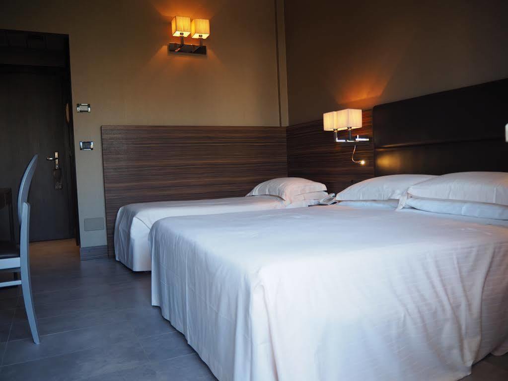 Waldorf Suite Hotel Rimini Eksteriør billede